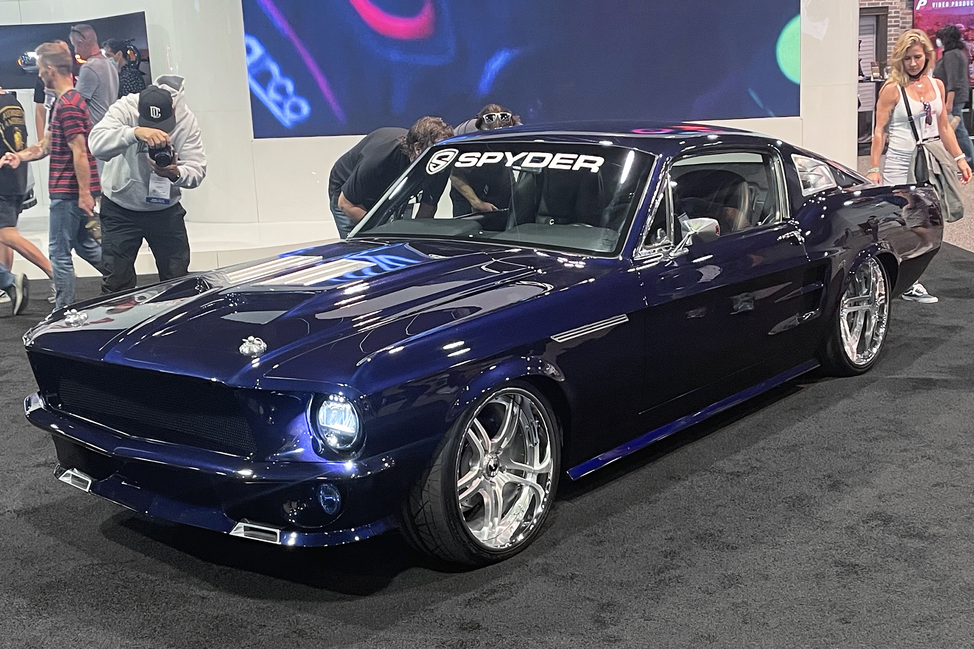 Mustang on Pianura