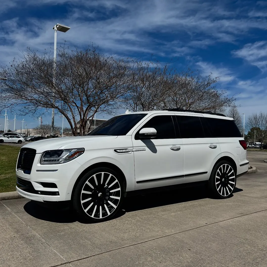 Lincoln Navigator on Forgiato K-9 wheels
