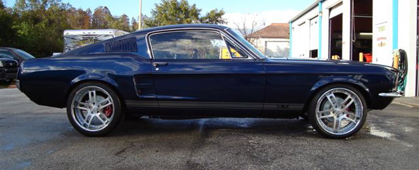 Old School on Mustang Estremo