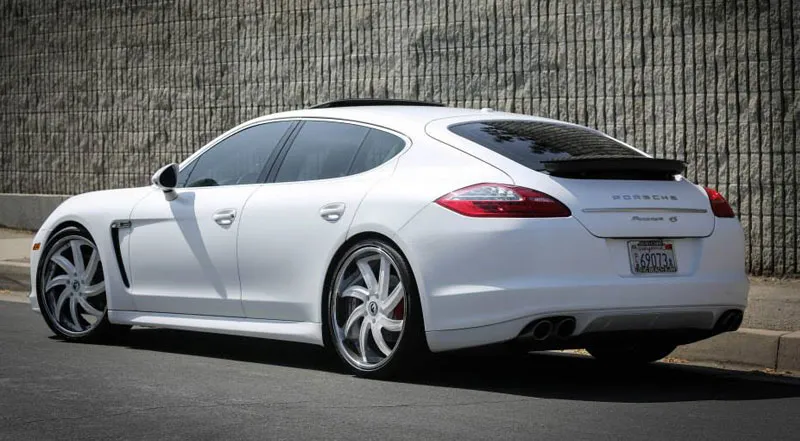 Porsche Panamera on Forgiato Azioni wheels