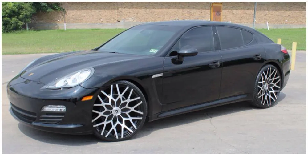 Porsche Panamera on Forgiato Niddo-M wheels