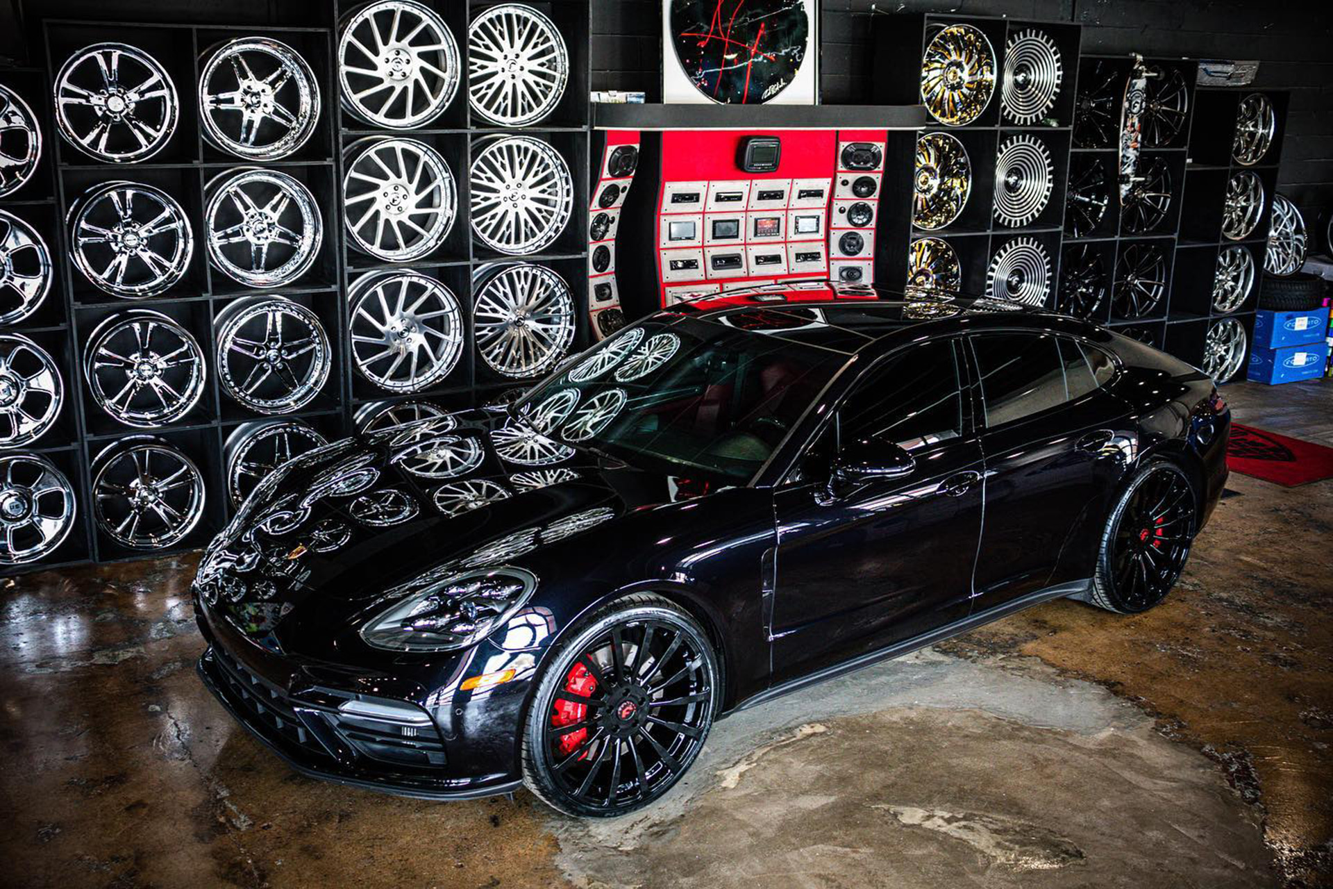 Panamera on Piatto M
