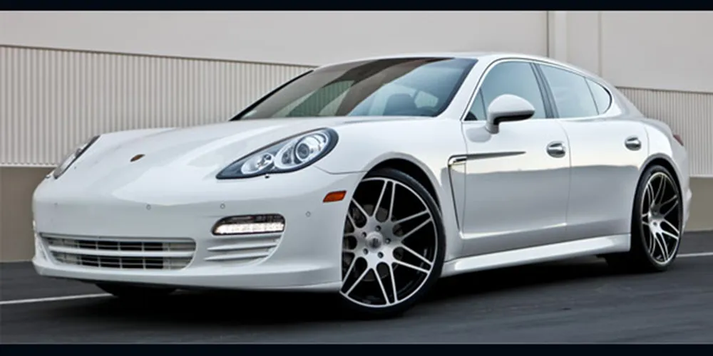 Porsche Panamera on Forgiato Pinzette wheels