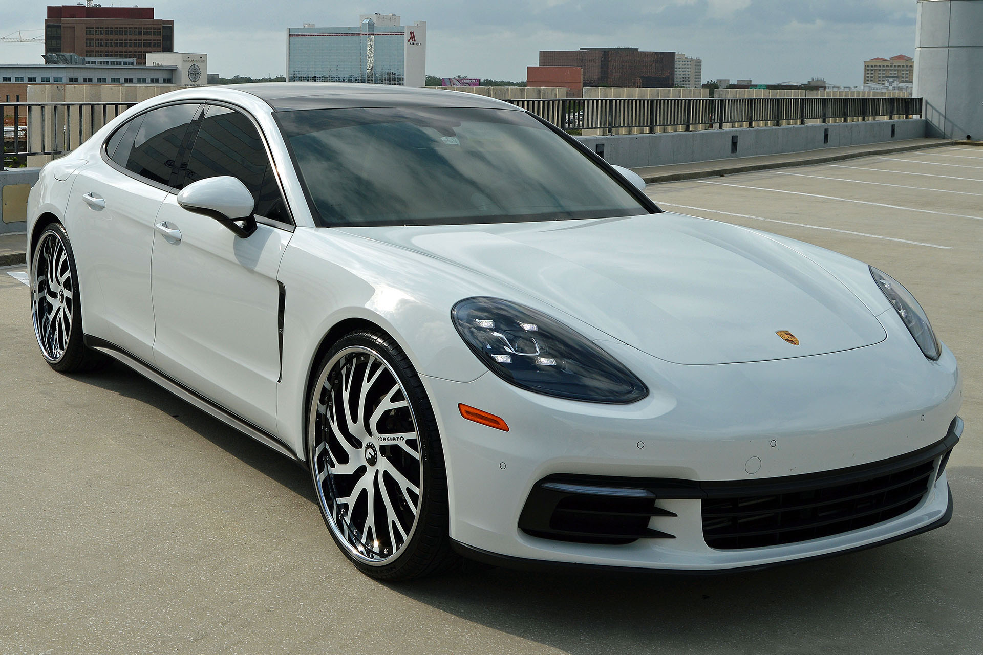 Panamera on Sincro