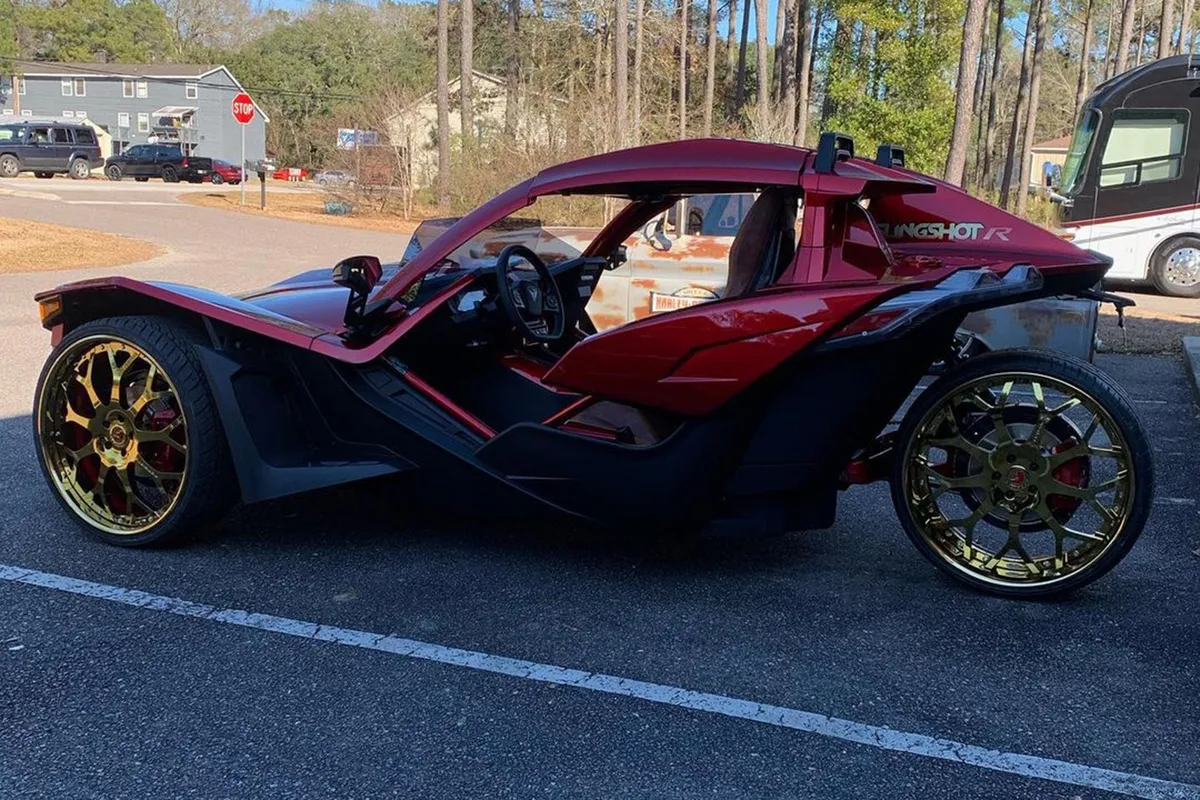 Polaris Polaris on Forgiato Drea wheels
