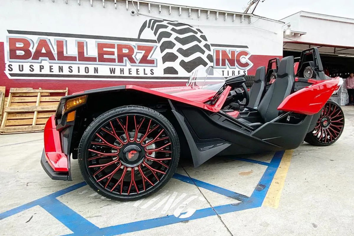 Polaris Polaris on Forgiato NB6-ECL wheels
