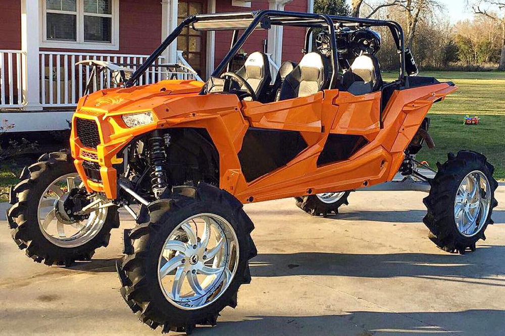 Polaris Rzr on Azioni