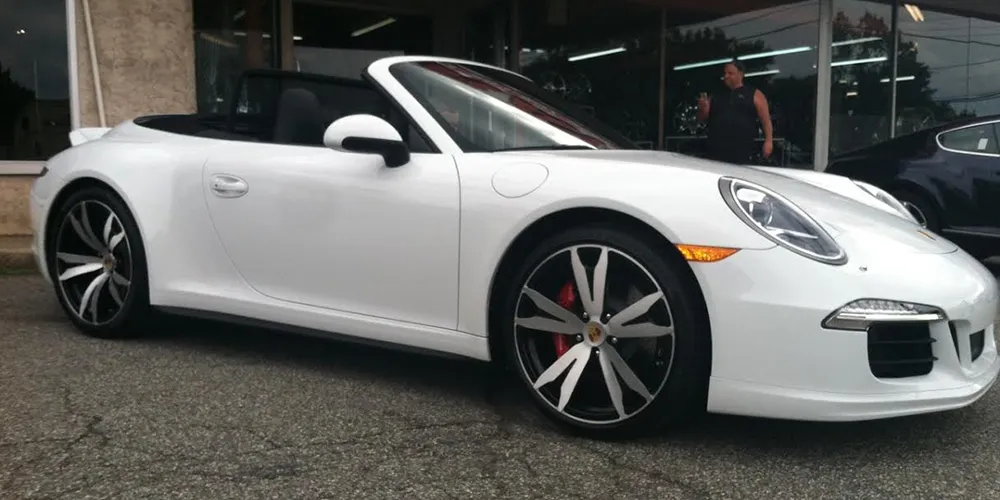 Porsche Porsche Carrera on Forgiato Aguzzo-M wheels