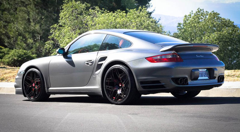 Porsche Carrera on Quadrato-M
