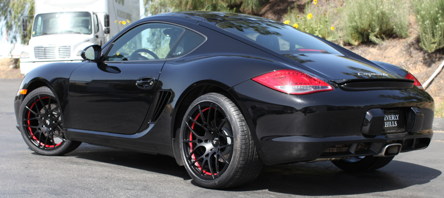 Porsche Cayman on Maglia
