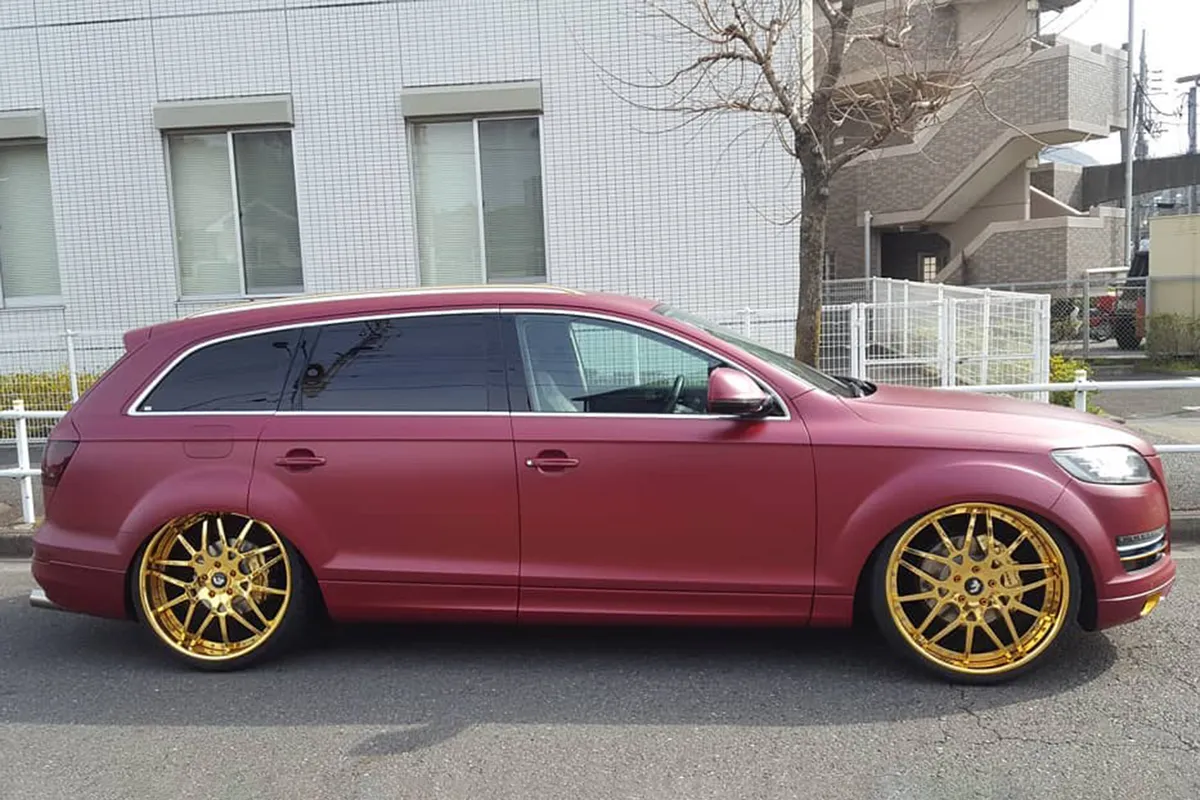 Audi Q7 on Forgiato Maglia wheels