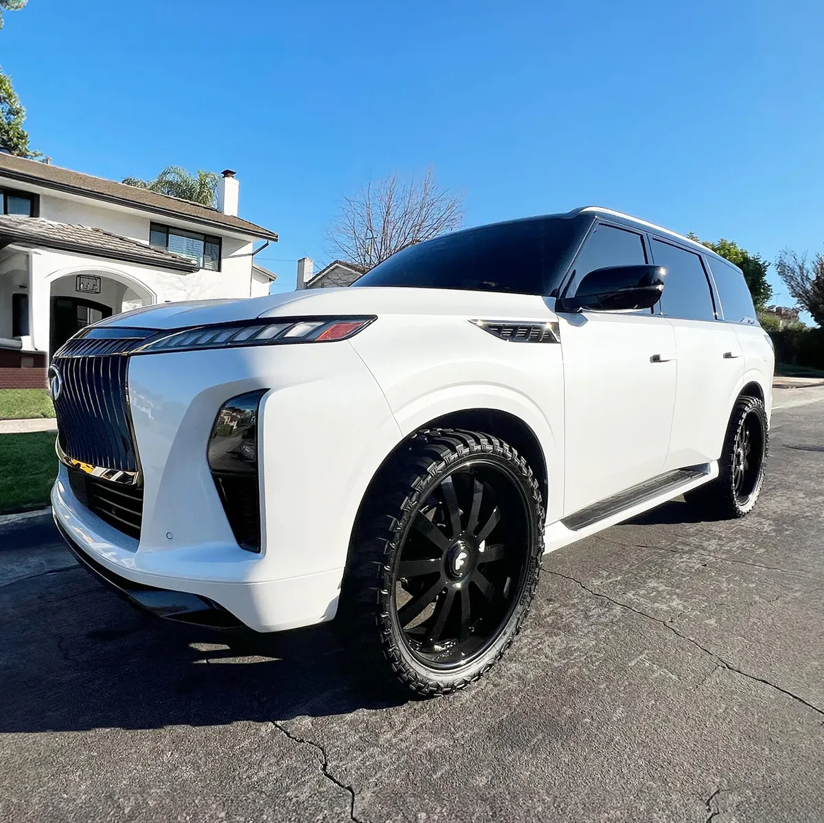 Infiniti Qx80 on Forgiato Concavo wheels