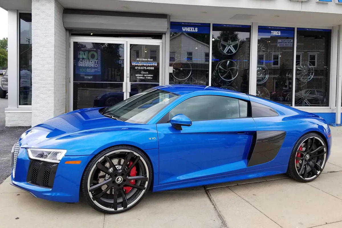 Audi R8 on Forgiato Diapason-ECL wheels