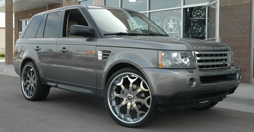 Land Rover Range Rover on Forgiato Capolavaro wheels