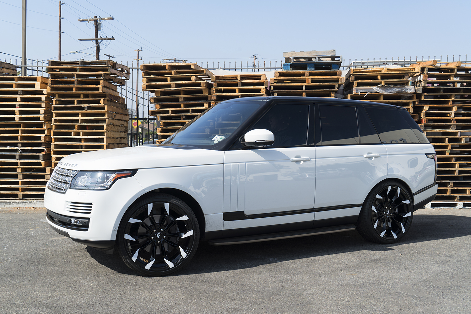 Land Rover Range Rover on Forgiato F2.16-M wheels