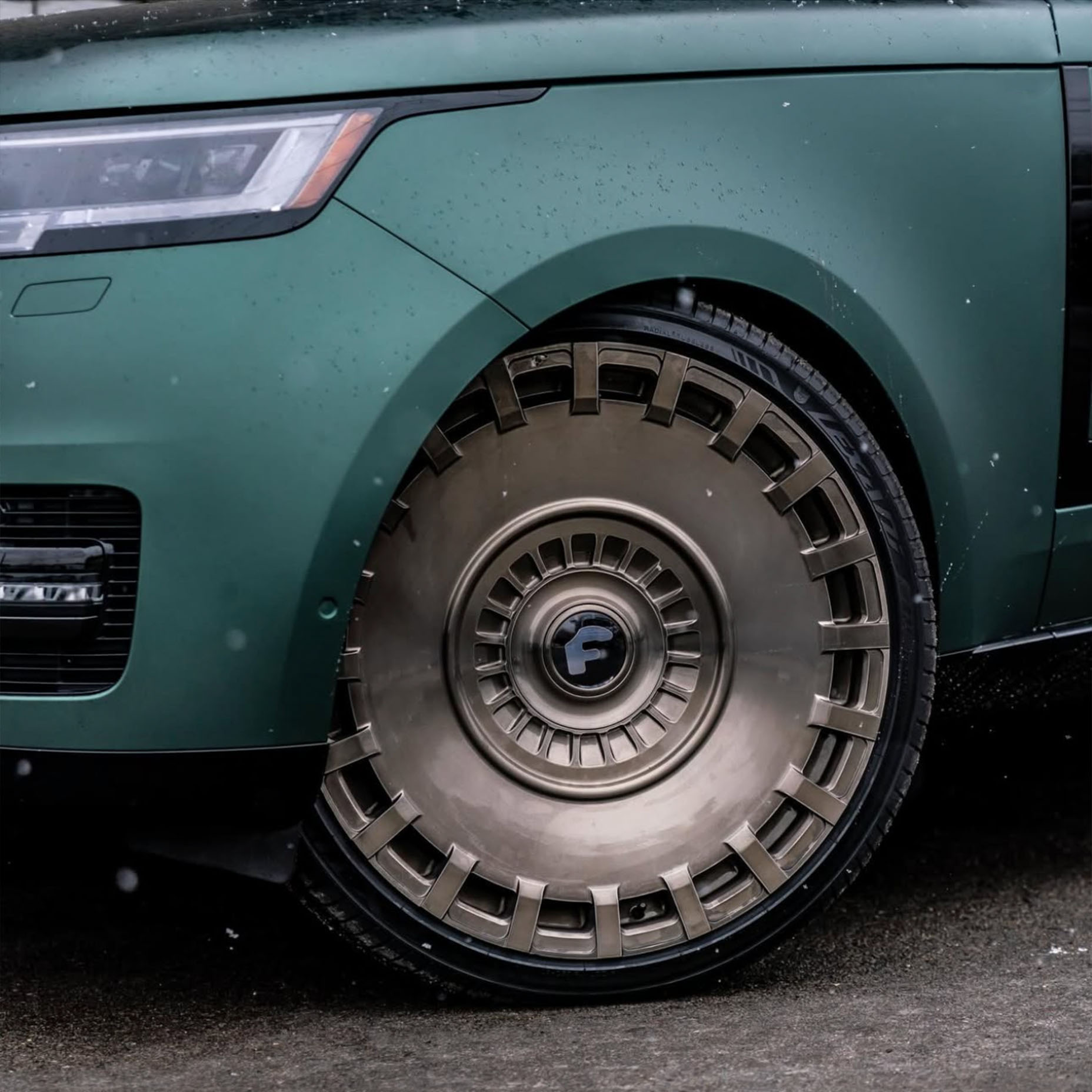 Range Rover on K-10