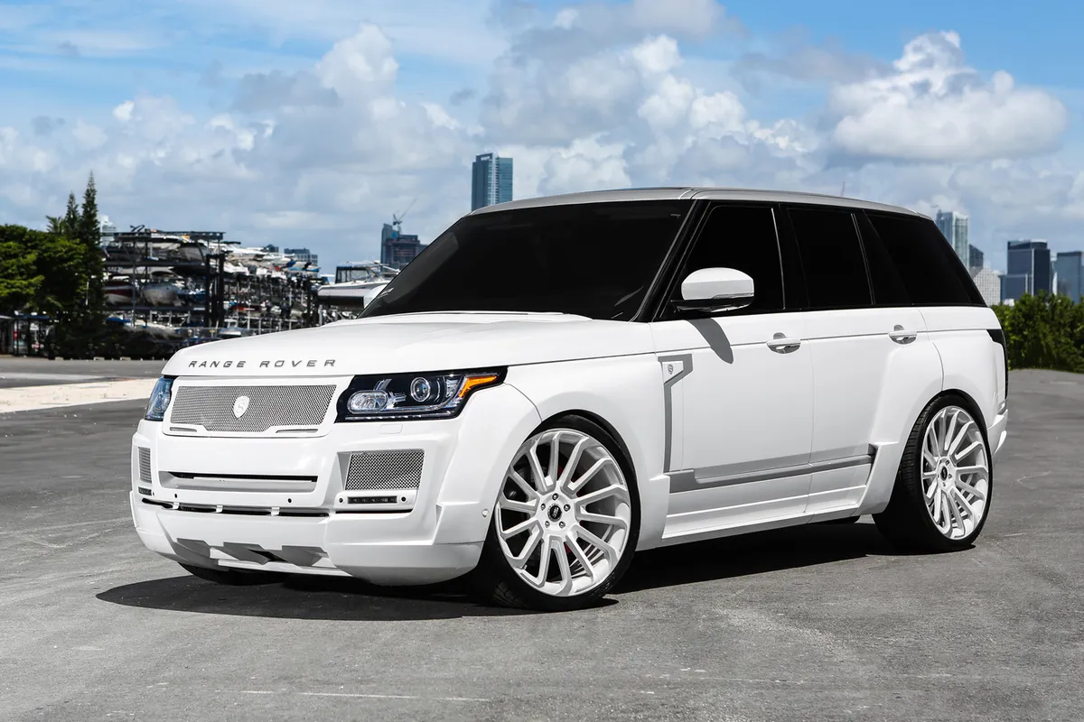 Land Rover Range Rover on Forgiato Labbro-M wheels