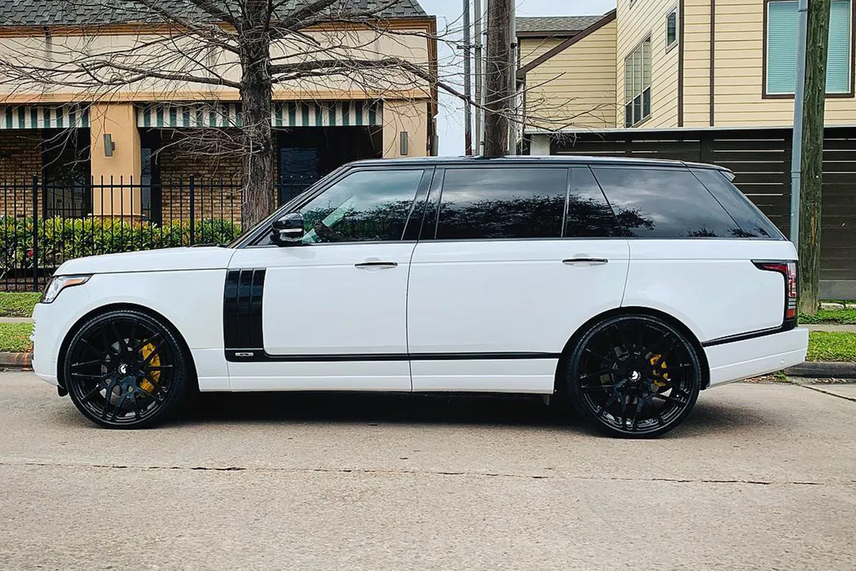 Land Rover Range Rover on Forgiato Maglia-M wheels