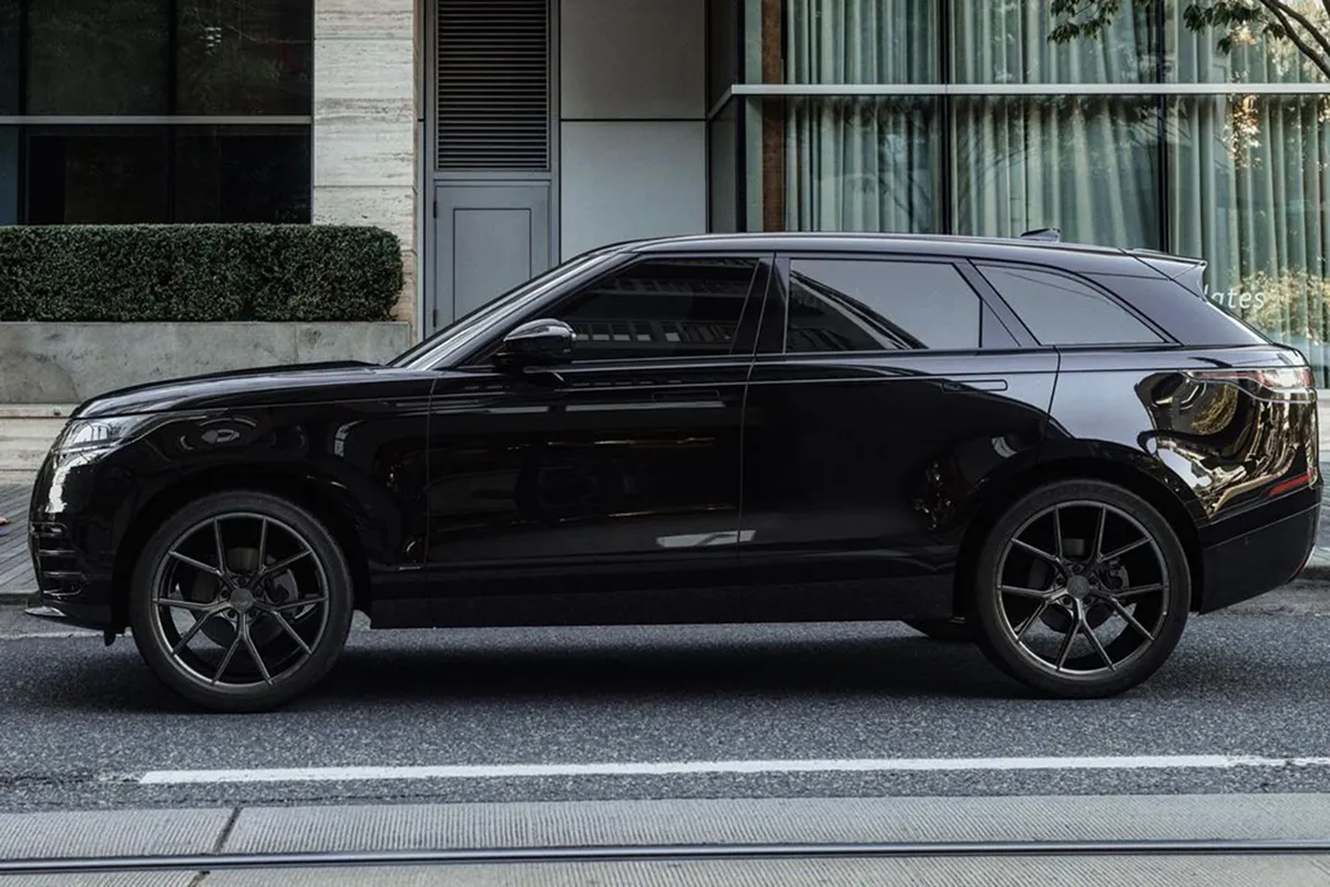 Land Rover Range Rover on Forgiato Tec S2 wheels