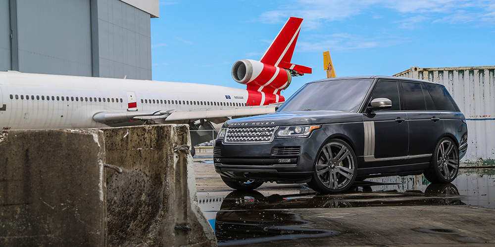 Range Rover on Tratto-M