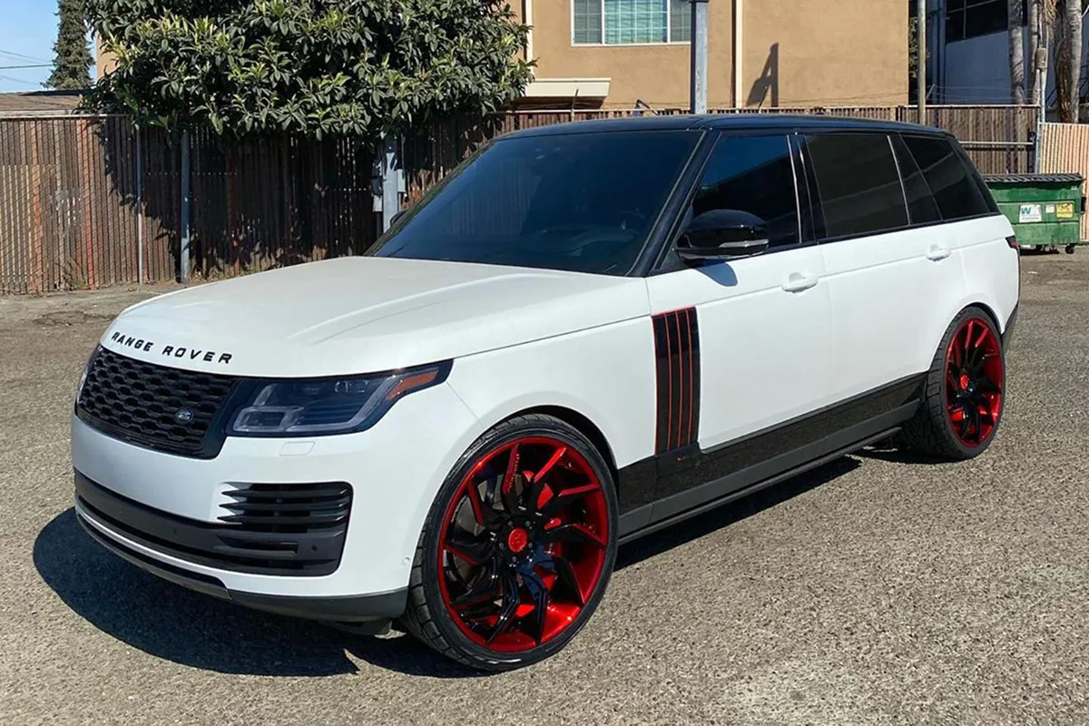 Land Rover Range Rover on Forgiato Villaggi-ECL wheels