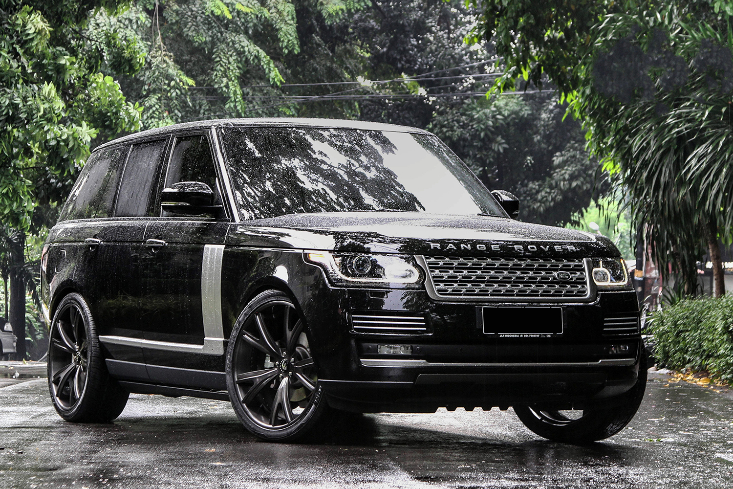 Range Rover on Voglia-ECL
