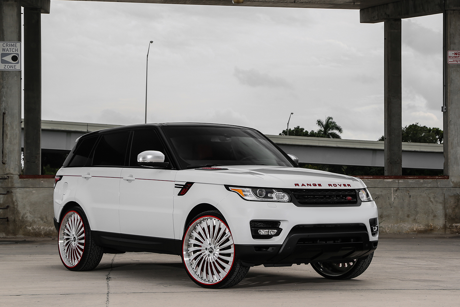 Range Rover Sport on Autonomo L