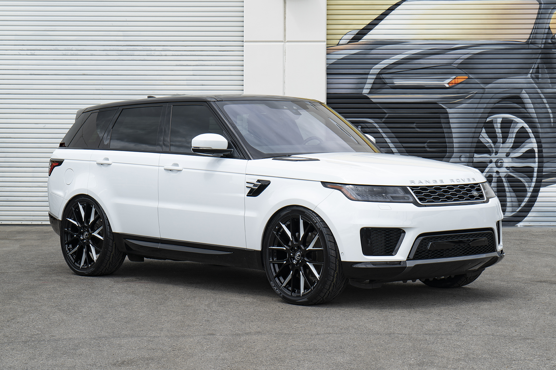 Range Rover Sport on Flow