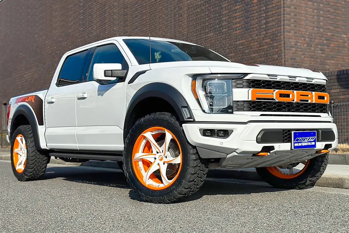 Ford Raptor on Forgiato Appuntito-ECL wheels