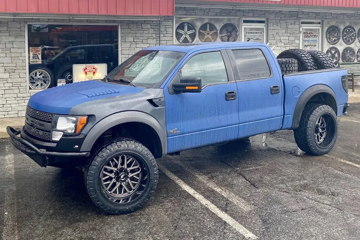Ford Raptor on Forgiato Flow-Terra wheels