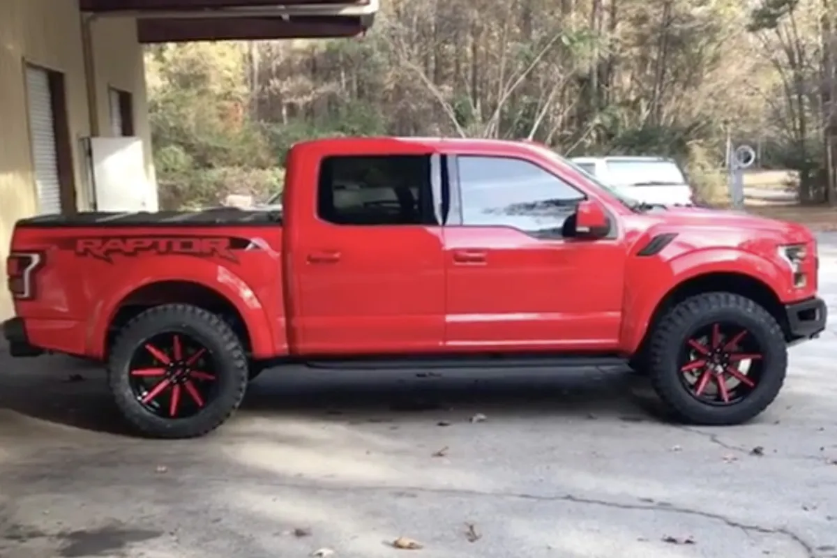 Ford Raptor on Forgiato Gambe wheels