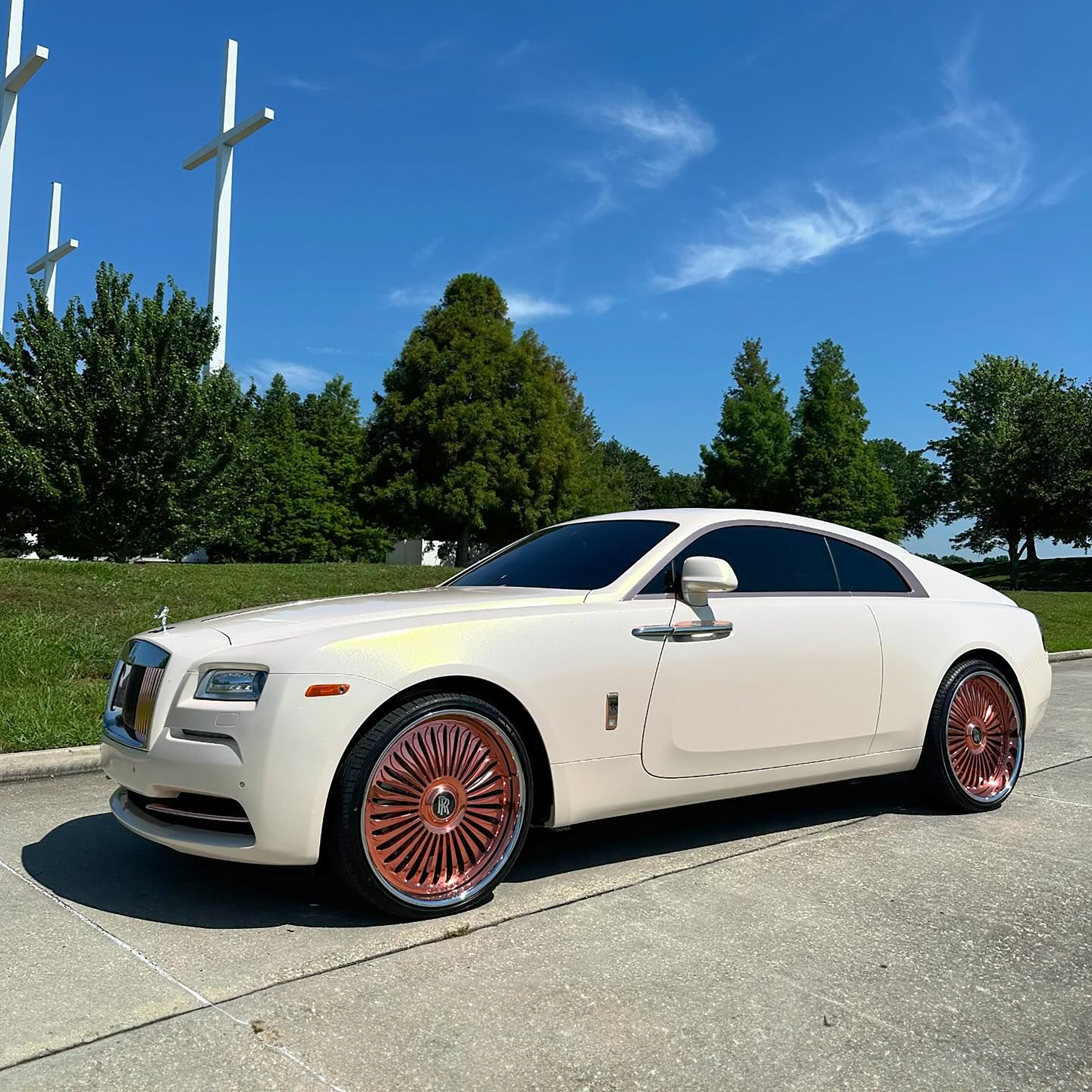 Rolls Royce Wraith on Multato