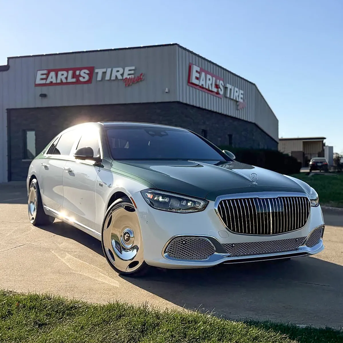 Mercedes-Benz S580 on Forgiato Ecs wheels