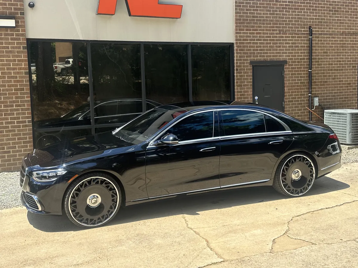 Mercedes-Benz S580 on Forgiato ECS-7 wheels