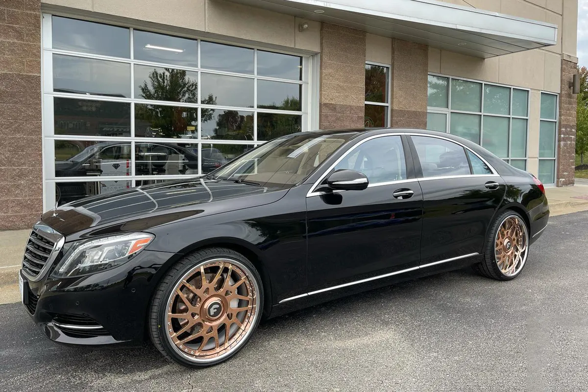 Mercedes-Benz Sclass on Forgiato Twisted Maglia Ff wheels