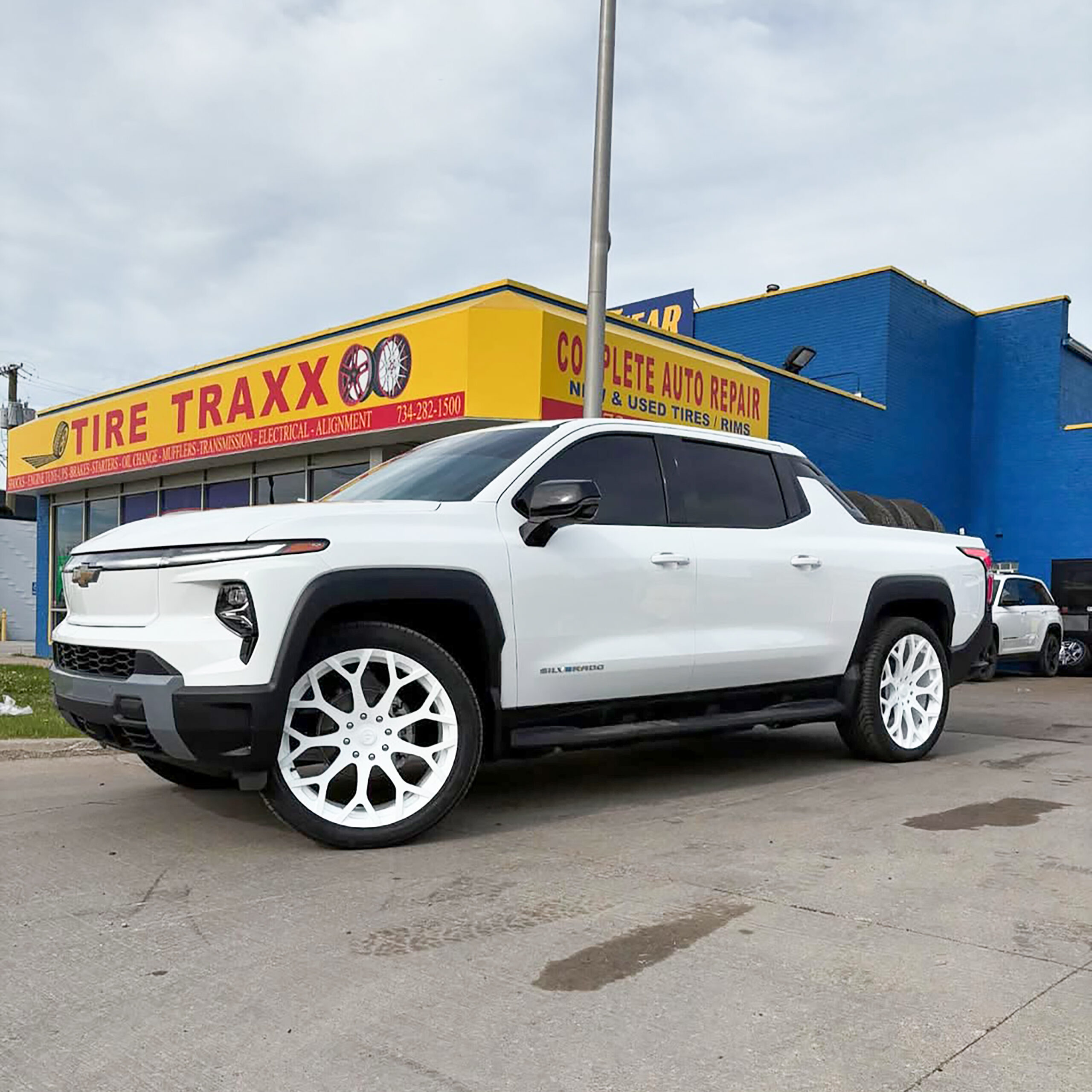 Silverado EV on Drea-M