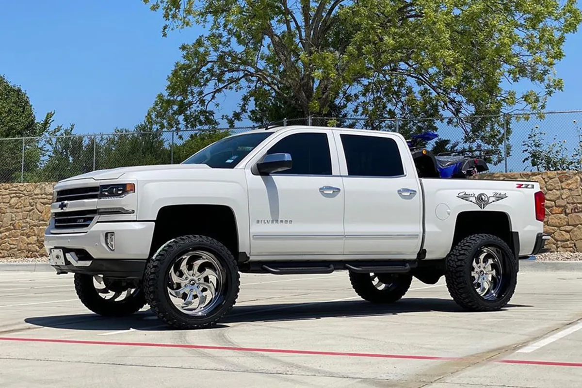 Chevrolet Silverado on Forgiato Attivo-T wheels