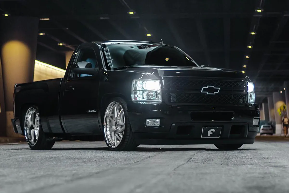 Chevrolet Silverado on Forgiato Finestro wheels