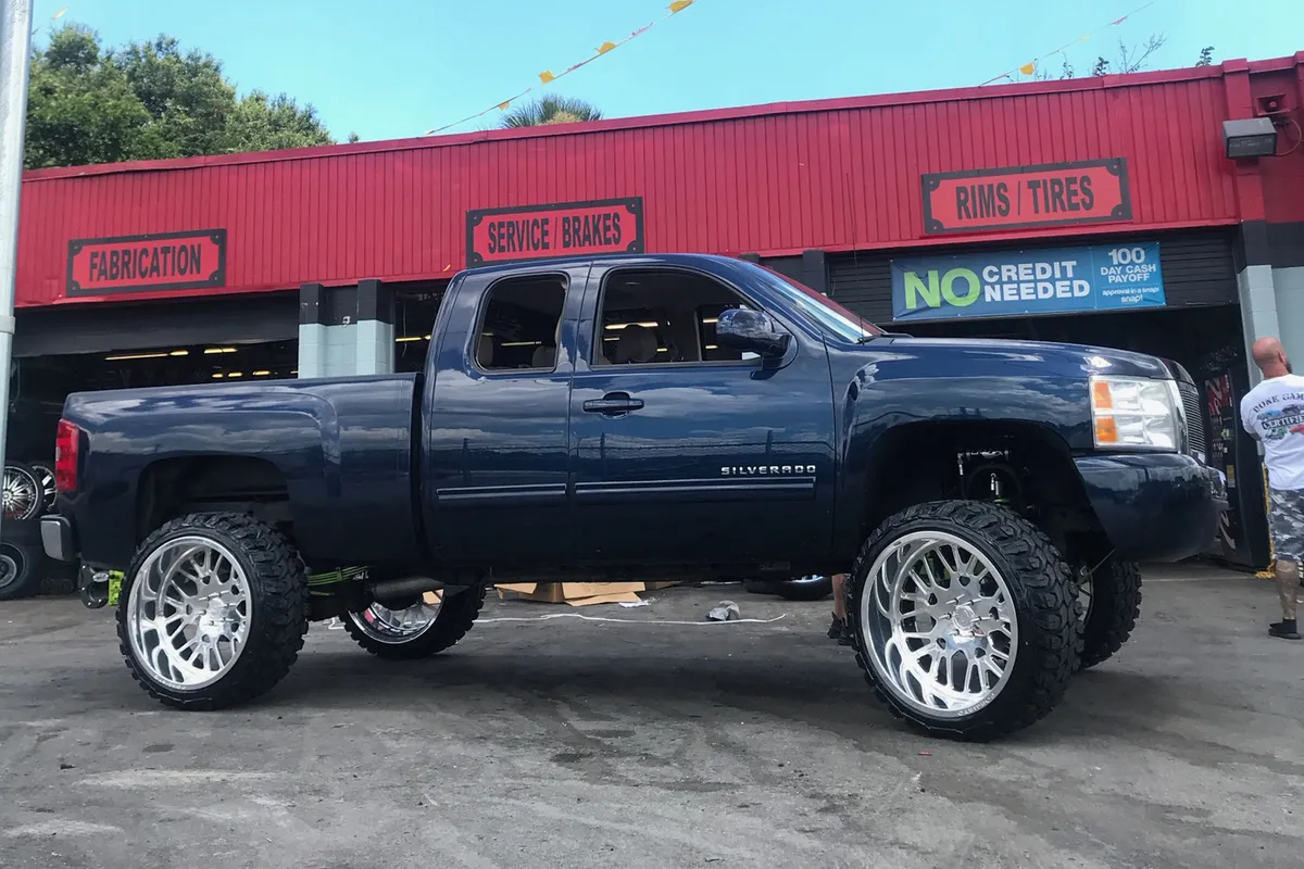 Chevrolet Silverado on Forgiato Fratello-T wheels