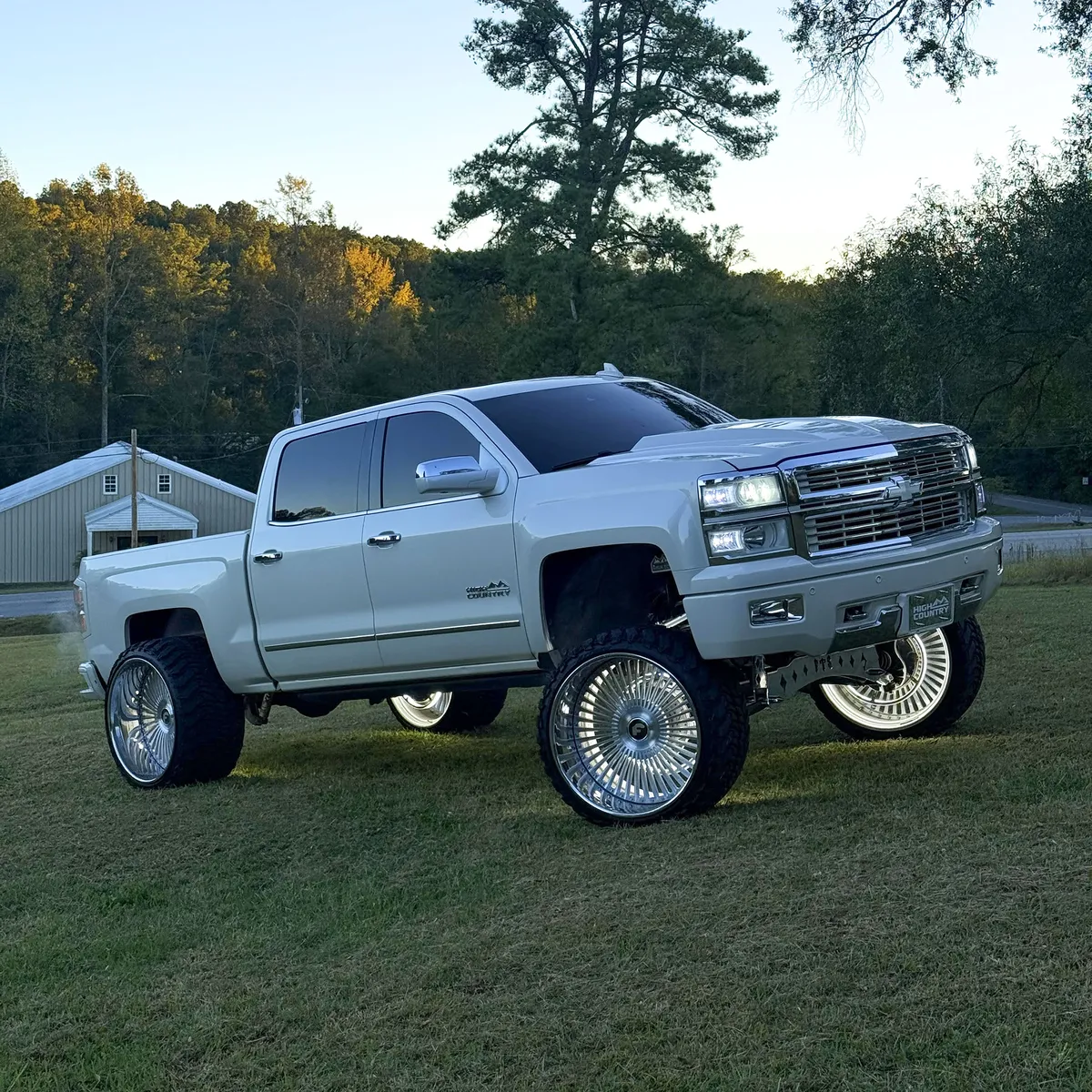 Chevrolet Silverado on Forgiato Trimestre wheels