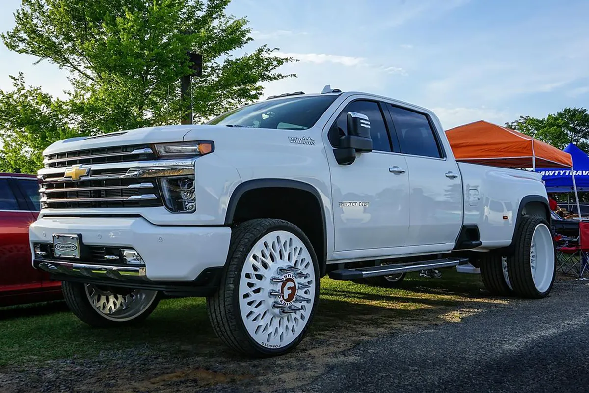 Chevrolet Silverado on Forgiato Txc107-D wheels