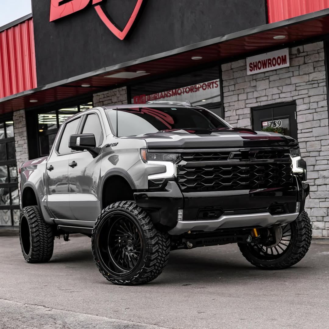 Silverado on Ventoso