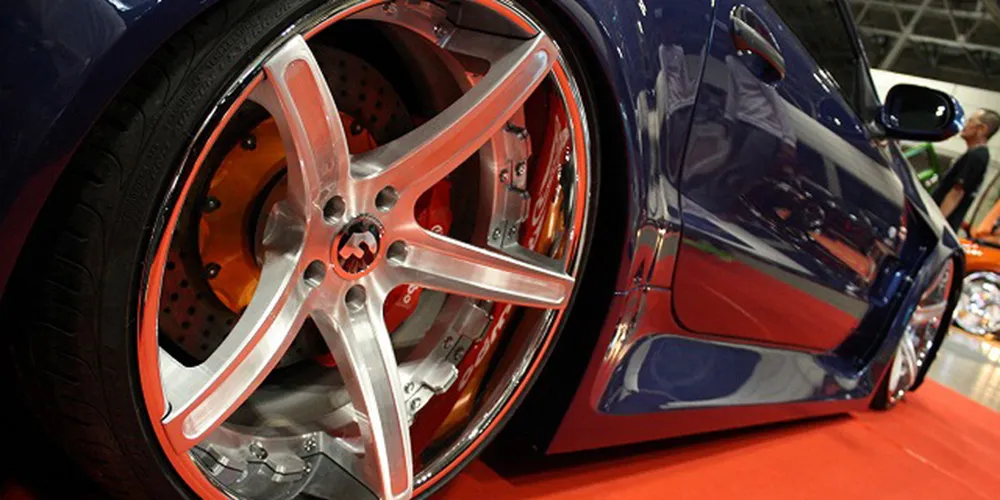 Mercedes-Benz SL on Forgiato Aggio-ECL wheels