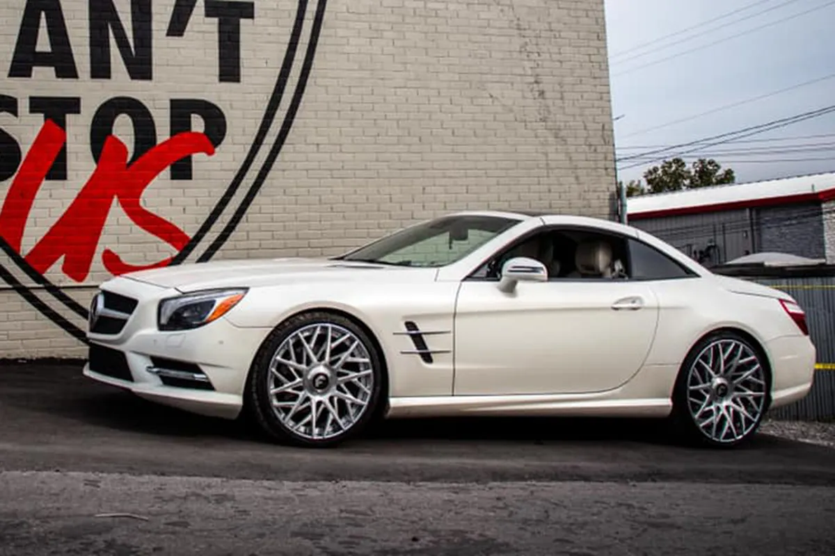 Mercedes-Benz SL on Forgiato Blocco-ECL wheels