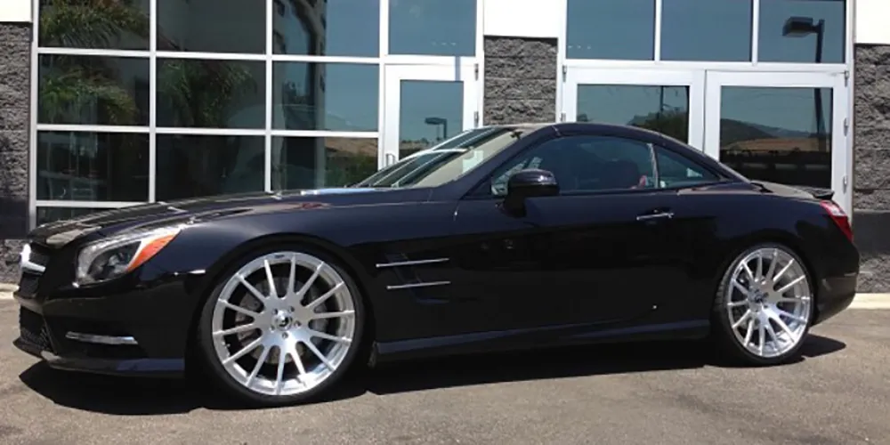 Mercedes-Benz SL on Forgiato Titanio-M wheels