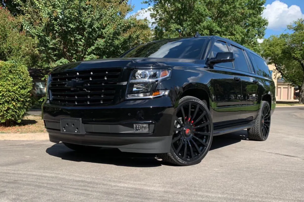 Chevrolet Suburban on Forgiato Piatto-M wheels