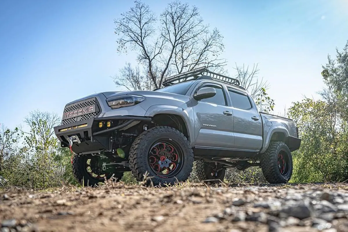 Toyota Tacoma on Forgiato Distintivo-T wheels
