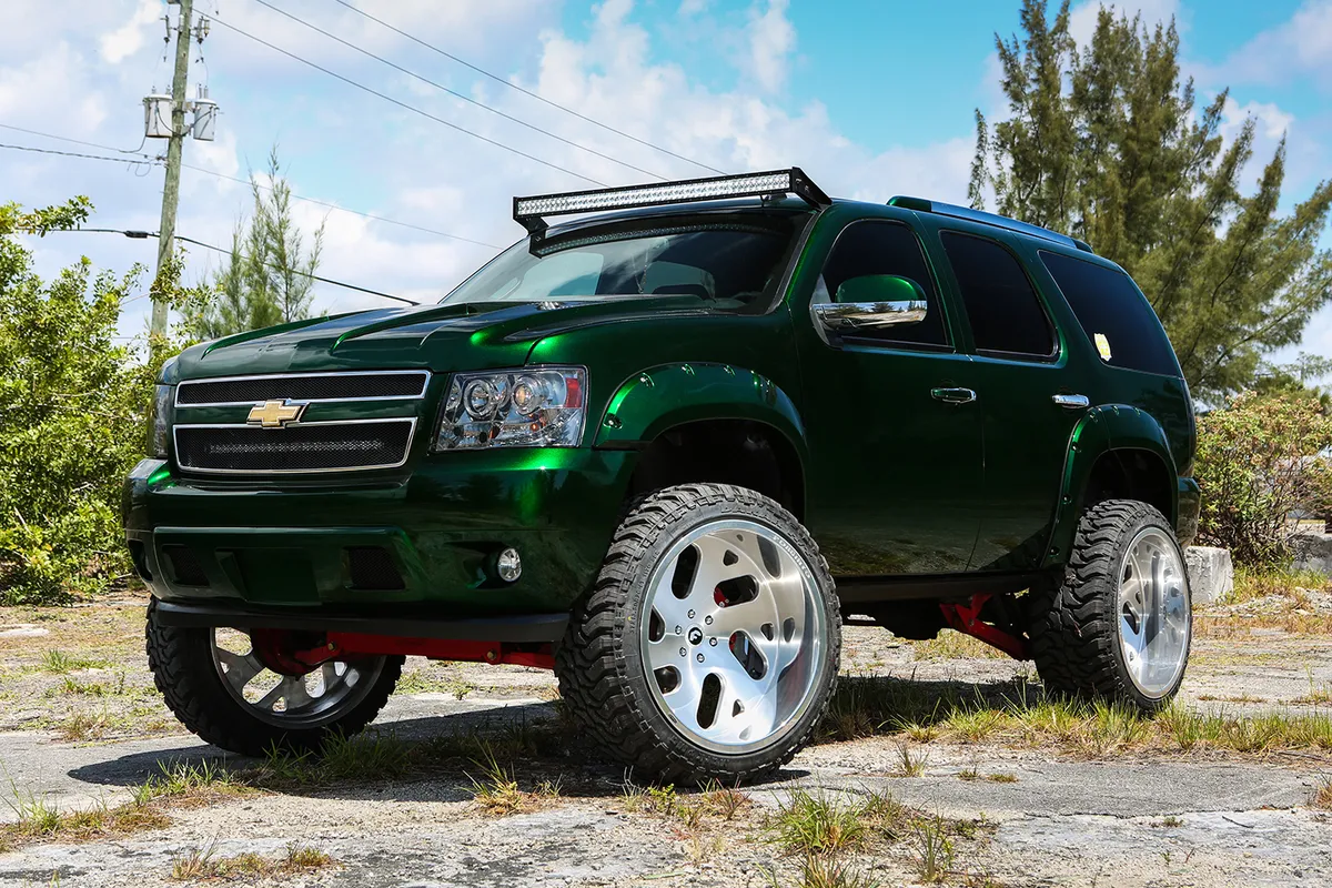 Chevrolet Tahoe on Forgiato Indierto-T wheels