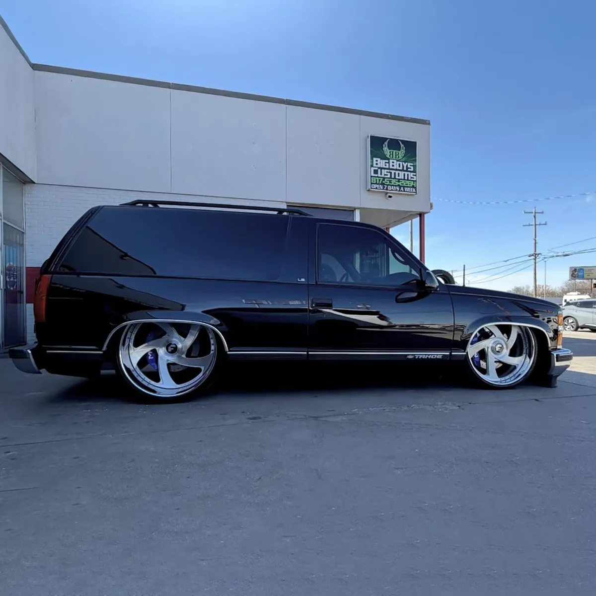 Chevrolet Tahoe on Forgiato Sr01 wheels