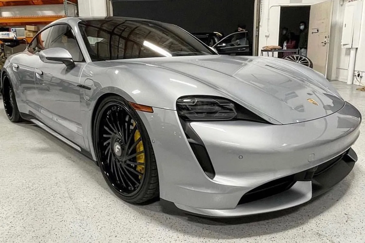 Porsche Taycan on Forgiato Ventoso wheels